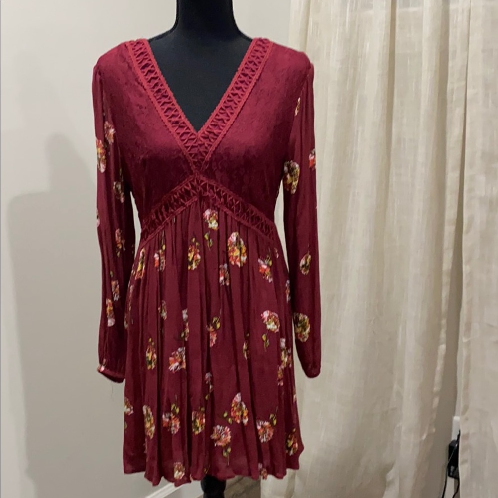 Short altar’d state floral maroon dress